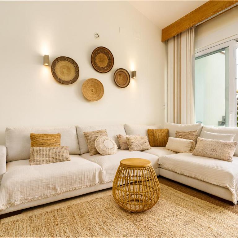 Villa Madrugada, beachside villa in Costabella - Villa Deluxe - 11