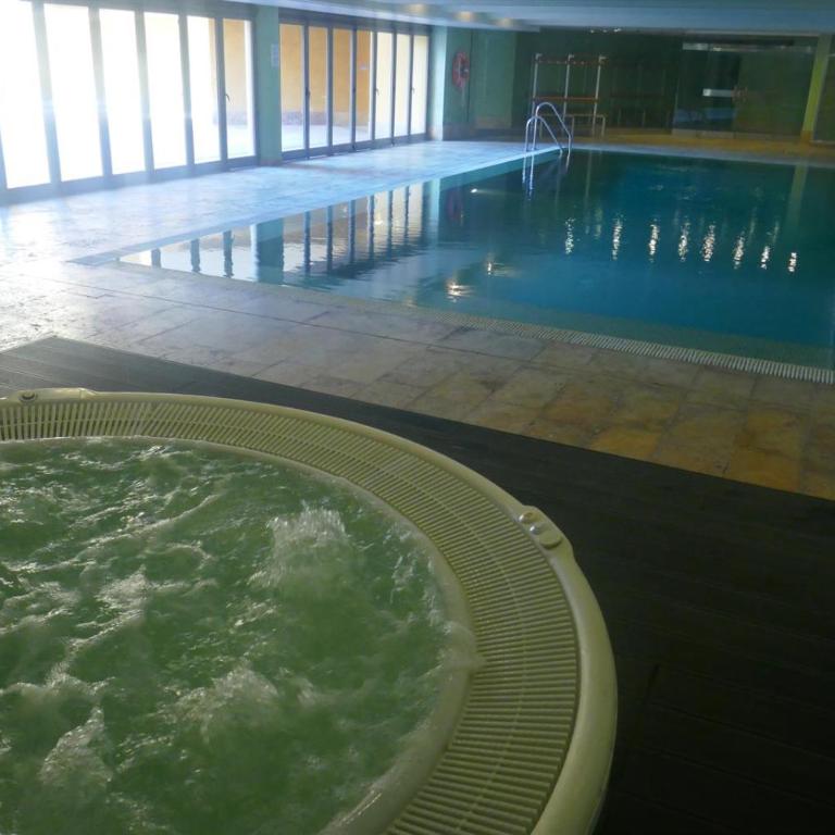 Salinas. Apartment for 4. Terrace/Parking/Pools/Gym/4mins beach - Apartamento de 2 dormitorios - 25