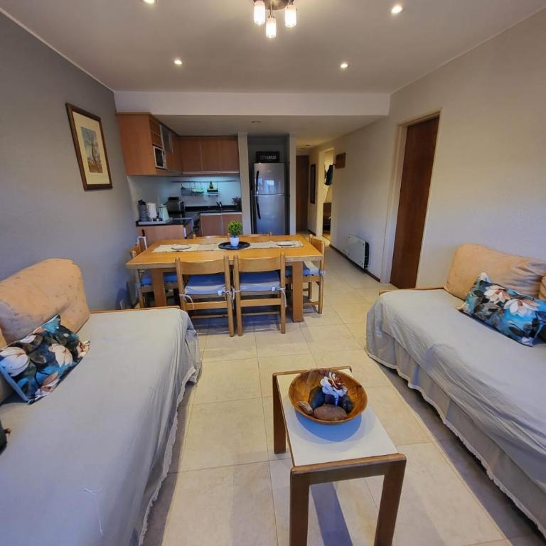 Departamento en Edificio Atenas con excelentes Vistas - Apartamento de 3 dormitorios - 21