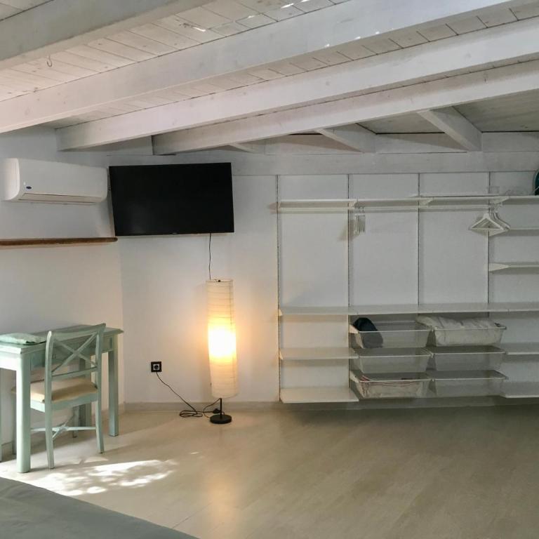 spazioso e incantevole, funzionale, Wi-Fi, AC, patio, piscina condivisa - Apartamento - 7