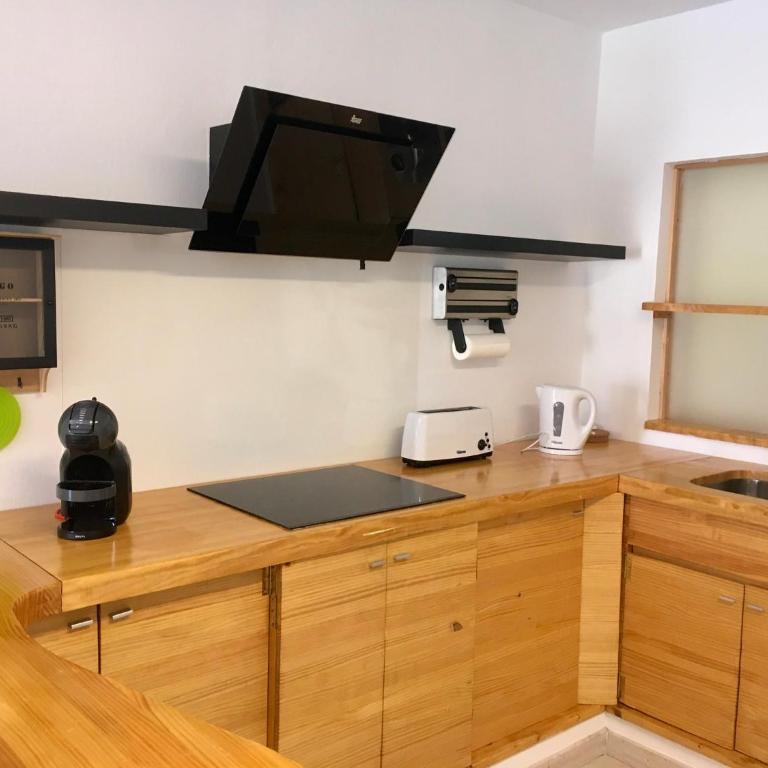 spazioso e incantevole, funzionale, Wi-Fi, AC, patio, piscina condivisa - Apartamento - 30