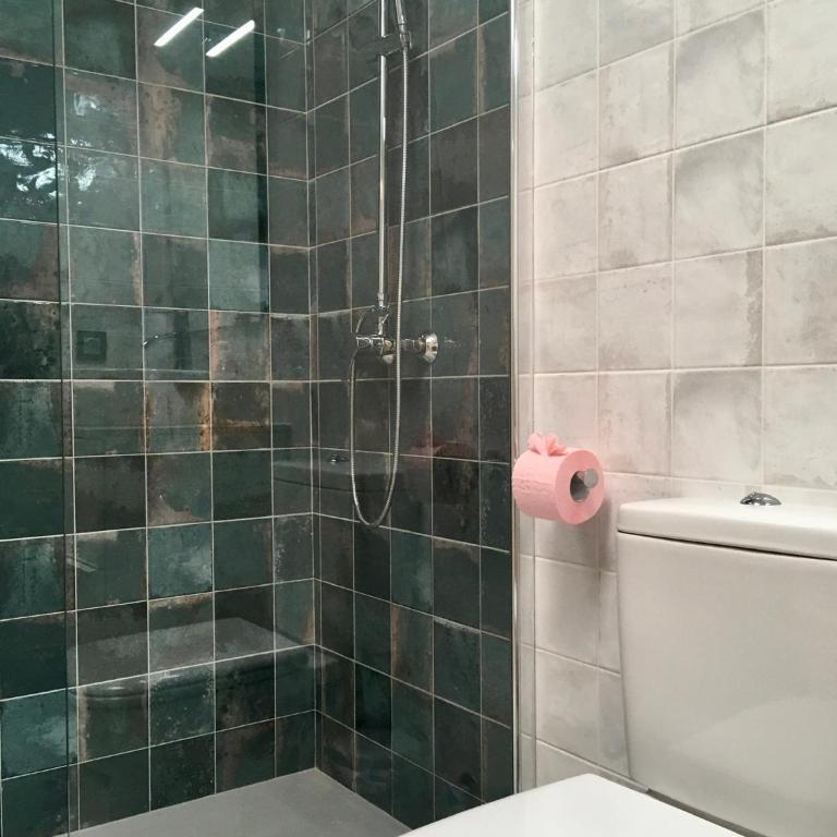 spazioso e incantevole, funzionale, Wi-Fi, AC, patio, piscina condivisa - Apartamento - 12