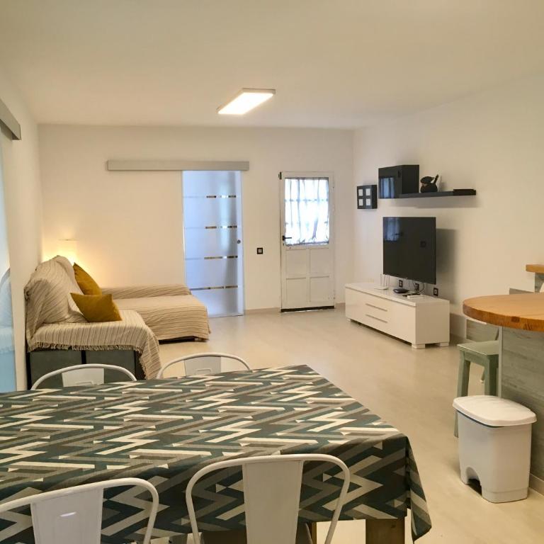 spazioso e incantevole, funzionale, Wi-Fi, AC, patio, piscina condivisa - Apartamento - 47