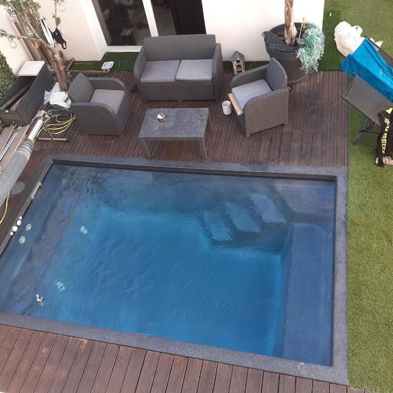 Logement dans une résidence de bien être avec jacuzzi et piscine chauffée - Appartement avec Terrasse - 9