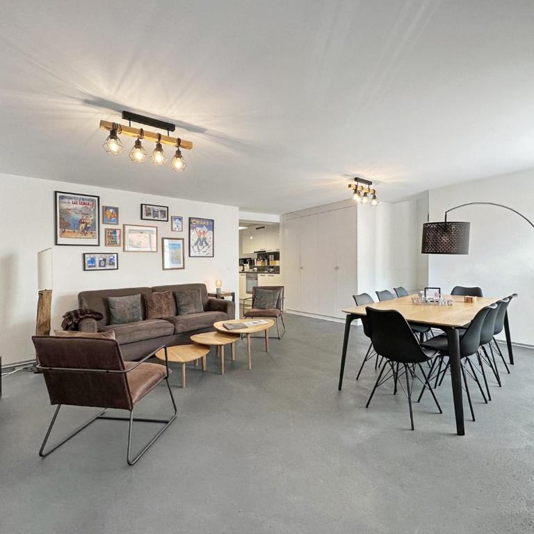 Plein Coeur de la Vieille Ville de Sion - Apartment - 1