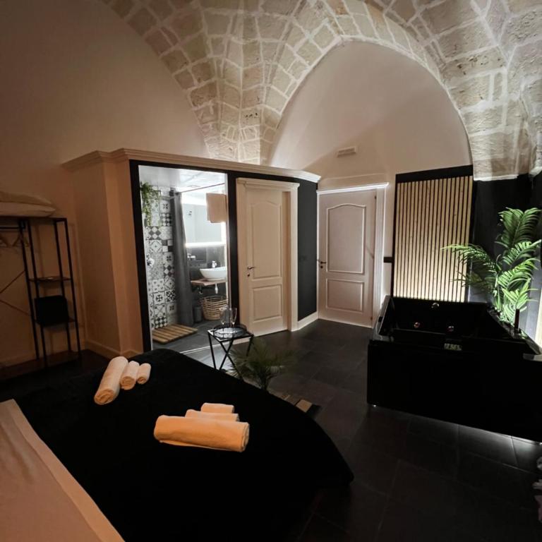 Poesìa - King Suite with Spa Bath - 13