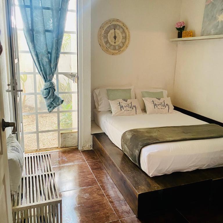 Cozy espacious welcoming apartment PET FRIENDLY - Two-Bedroom Apartment - 13