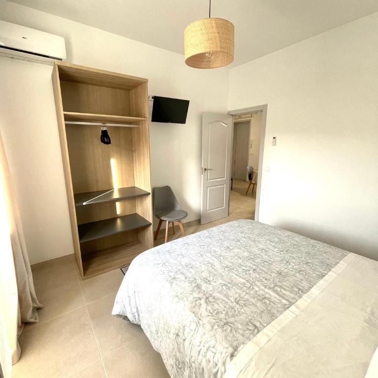 Puente a la Mezquita - Two-Bedroom Apartment - 2