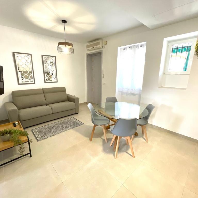 Puente a la Mezquita - Two-Bedroom Apartment - 8
