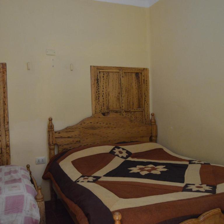 Hostal Coronel Pedro Arraya - Habitación Doble Familiar - 5