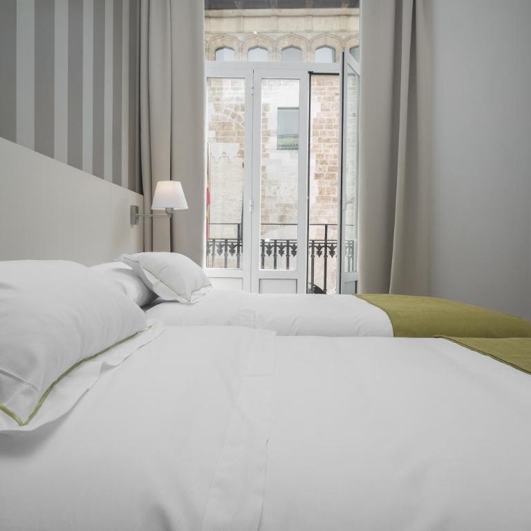 Hotel San Lorenzo Boutique Plaza - Deluxe Family Room - 1