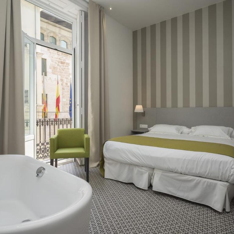 Hotel San Lorenzo Boutique Plaza - Deluxe Double Room - 1