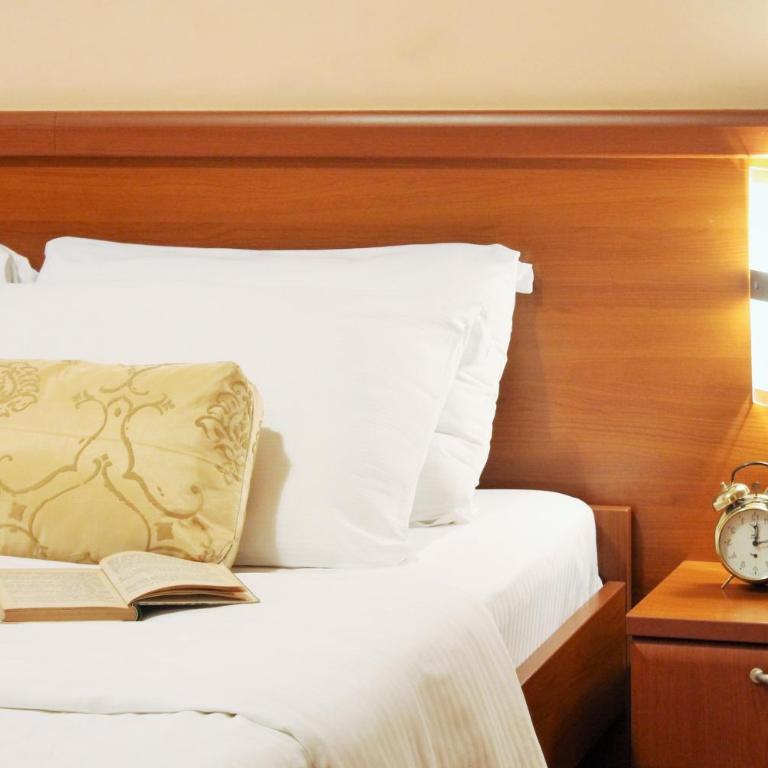 Hotel Rex - Dvokrevetna Soba sa Bračnim Krevetom/Zasebnim Krevetima - 8