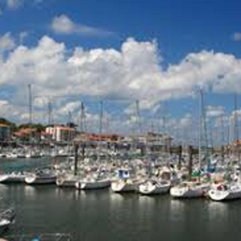 Studio Cosy au Pied du Port de Plaisance de Capbreton pour 4 Pers. avec Wifi et Plages Proches - FR-1-239-889 - Studio - 2