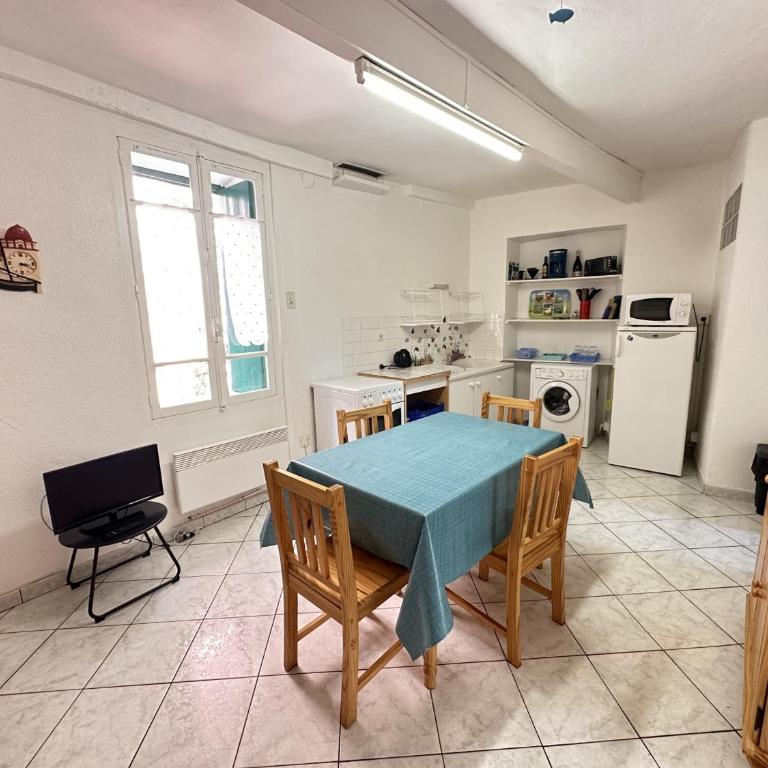 Charmante maison au cœur de Collioure proche plage - FR-1-309-368 - Maison de Vacances - 3