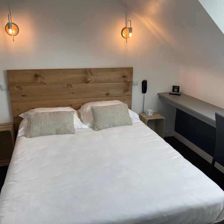 Hotel La Licorne - Petite Chambre Double - 1