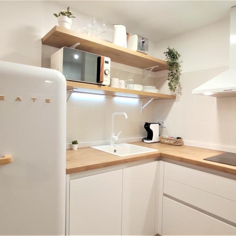 Apartamento Elena - coqueto, tranquilo y céntrico - One-Bedroom Apartment - 8