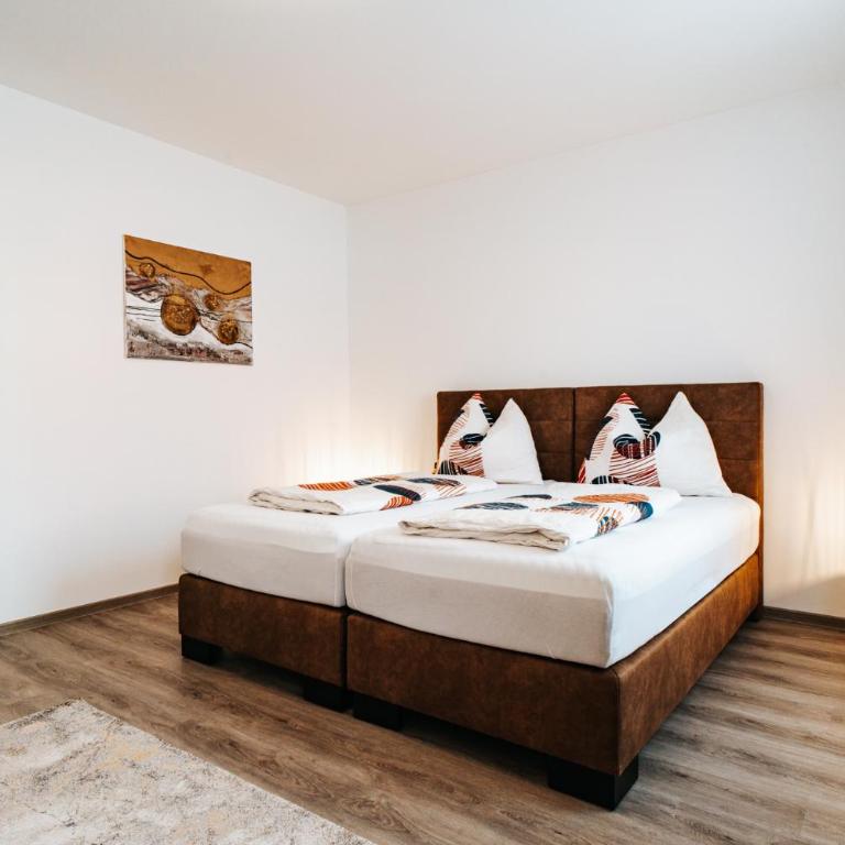 Zentrales Apartment mit Parkplatz und WLAN - nahe Red Bull Ring - Apartment mit 1 Schlafzimmer - 4