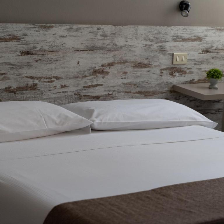 Hotel Mom Assisi - Camera Matrimoniale Standard - 2