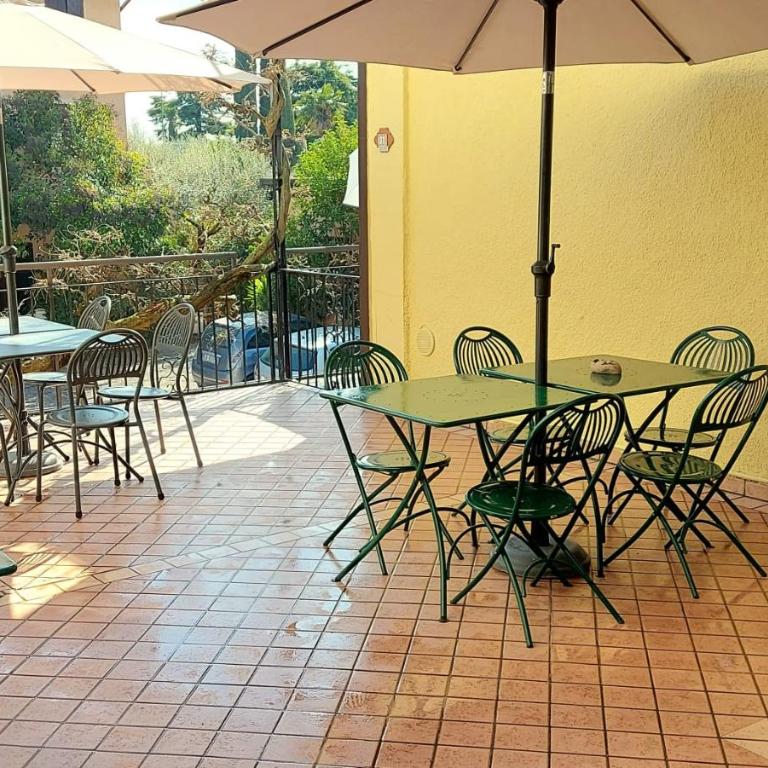 Al Glicine Apartments - Appartamento con Vista Lago - 15