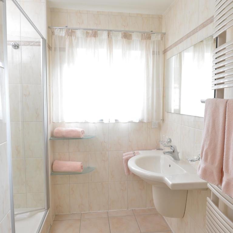 Ferienwohnungen Gerlach - Apartment mit 1 Schlafzimmer und Balkon - 13