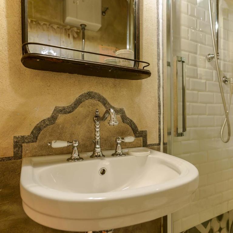 Gallery Guesthouse by Lesdomus - Quadruple Room - 34