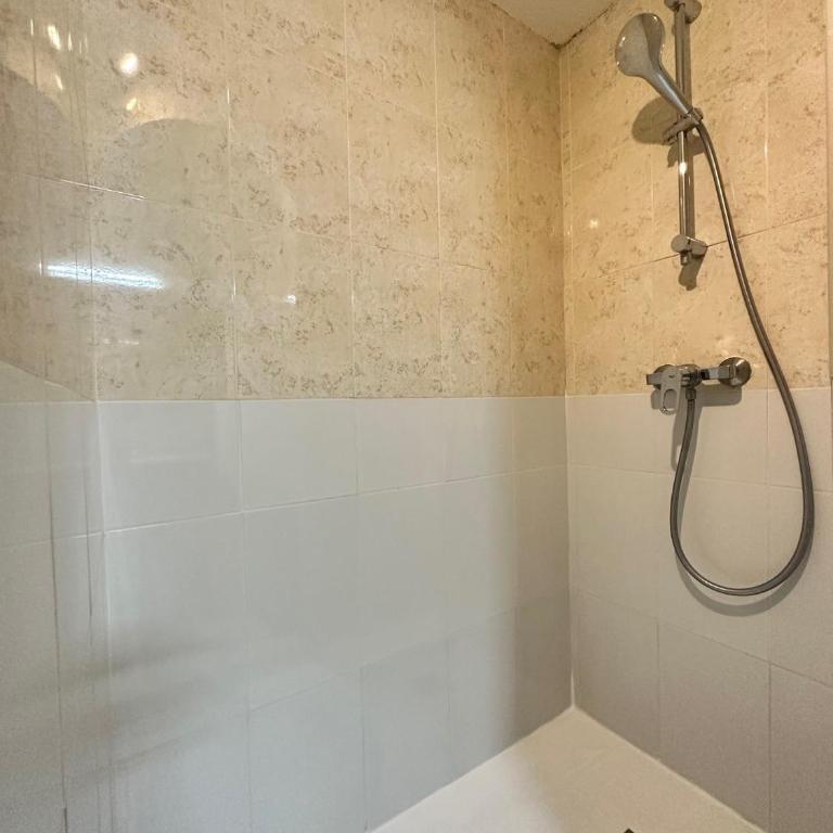 Résidence La Palma & L'Oasis - Two-Bedroom Apartment with Balcony - 16