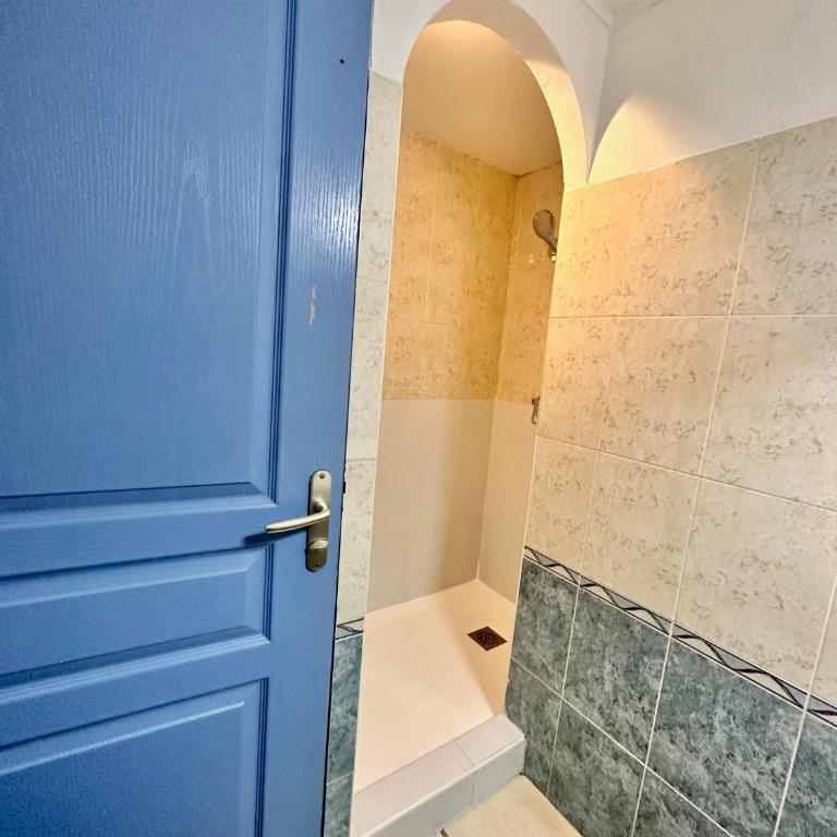 Résidence La Palma & L'Oasis - Two-Bedroom Apartment with Balcony - 9
