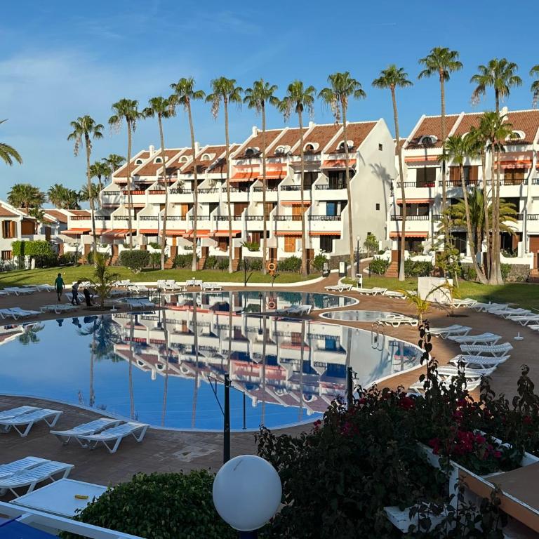 Sunny 2-bedroom apartment in Parque Santiago II - Apartamento de 2 dormitorios - 60