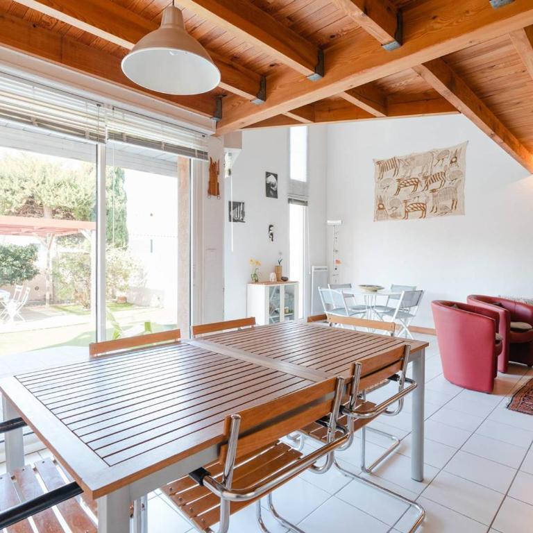 Villa spacieuse à Gruissan, 4 chambres, jardin privé, clim, proche plage, idéal familles/amis - FR-1-409A-18 - Villa - 14
