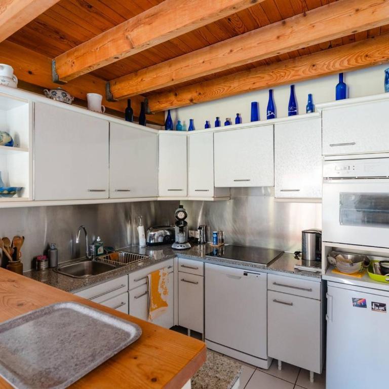 Villa spacieuse à Gruissan, 4 chambres, jardin privé, clim, proche plage, idéal familles/amis - FR-1-409A-18 - Villa - 15