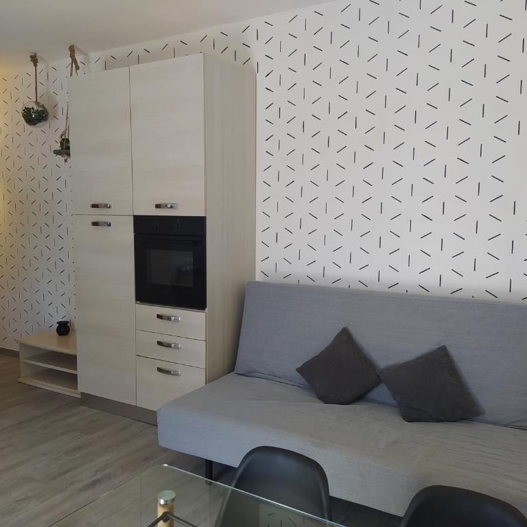 Villa dei Fiori - Appartamento con 1 Camera da Letto e Patio - 16