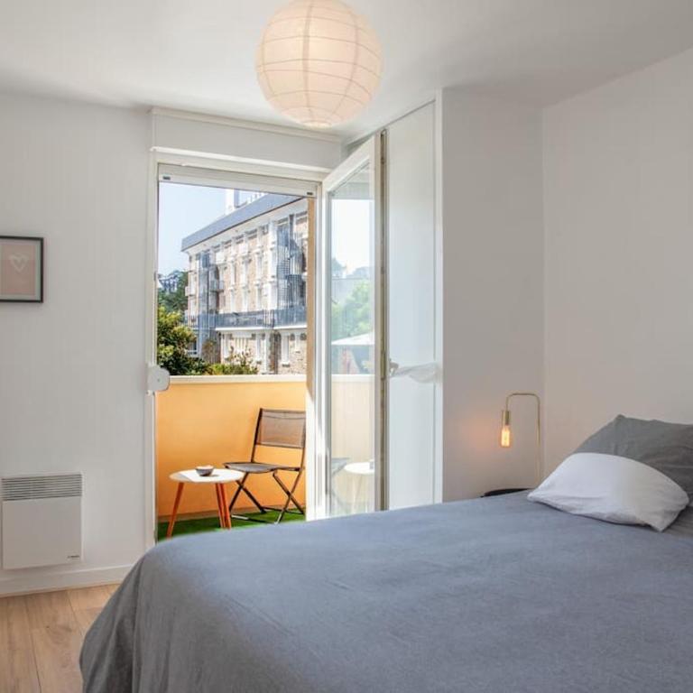 Appartement Élégant à 2 Pas de la Mer - One-Bedroom Apartment - 11