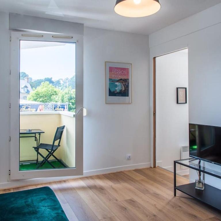 Appartement Élégant à 2 Pas de la Mer - One-Bedroom Apartment - 29