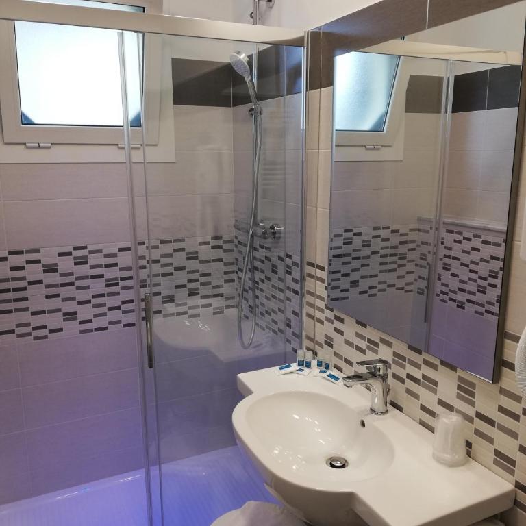Coccodrillo Hotel & Apartments - Camera Quadrupla Standard - 1