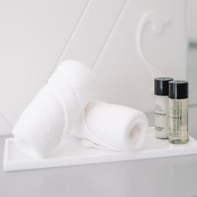 Château de l'Aile- Boutique Suites - Zimmer mit Kingsize-Bett und Seeblick - 2