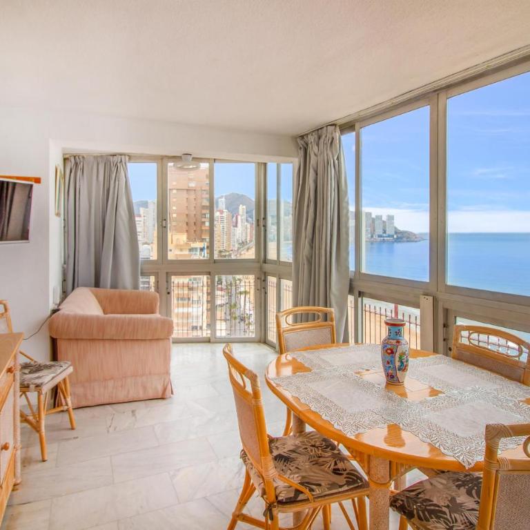 2 Bedroom Lovely Apartment In Benidorm - Two-Bedroom Apartment - 1
