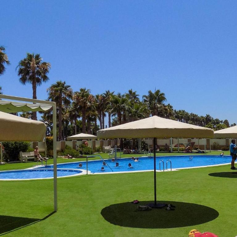 2 Bedroom Nice Apartment In Oropesa - Apartamento de 2 dormitorios - 1