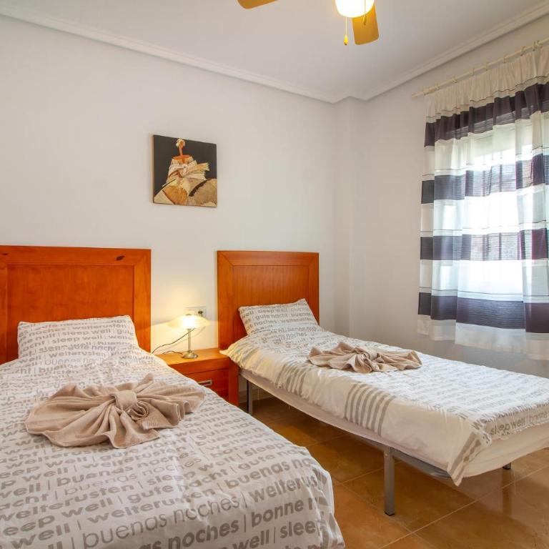 Belle Maison À Ciudad Quesada - Maison de Vacances 4 Chambres - 8