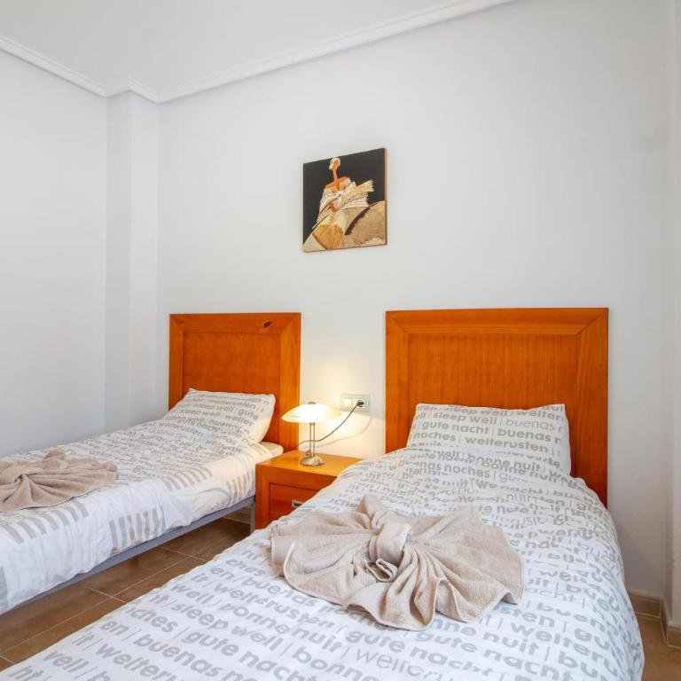 Belle Maison À Ciudad Quesada - Maison de Vacances 4 Chambres - 9