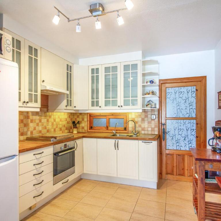 2 Bedroom Cozy Home In Orihuela - Casa de vacaciones de 2 dormitorios - 15