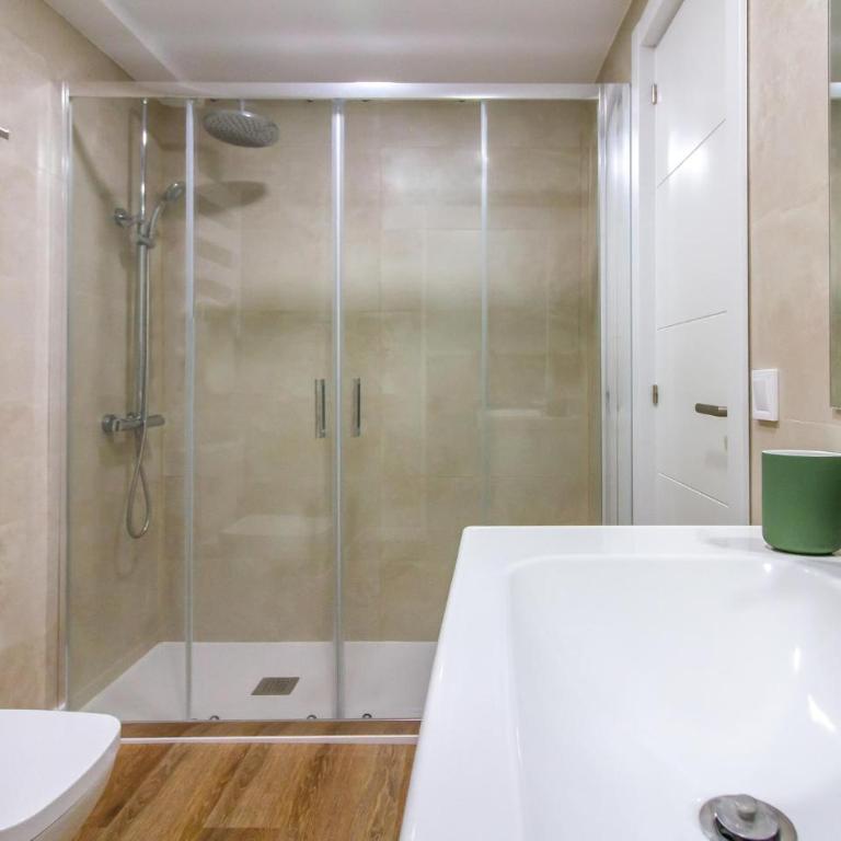 1 Bedroom Cozy Apartment In Benidorm - Apartamento de 1 dormitorio - 9