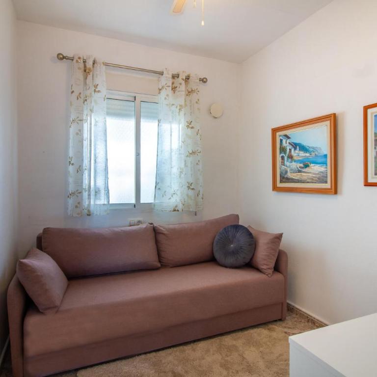 Stunning Home In Torrevieja With Wifi - Ferienhaus mit 3 Schlafzimmern - 13