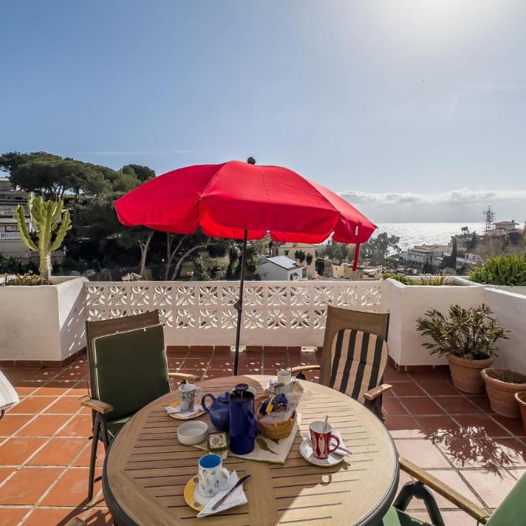 Stunning Apartment In Benalmádena - Apartamento de 2 dormitorios - 13