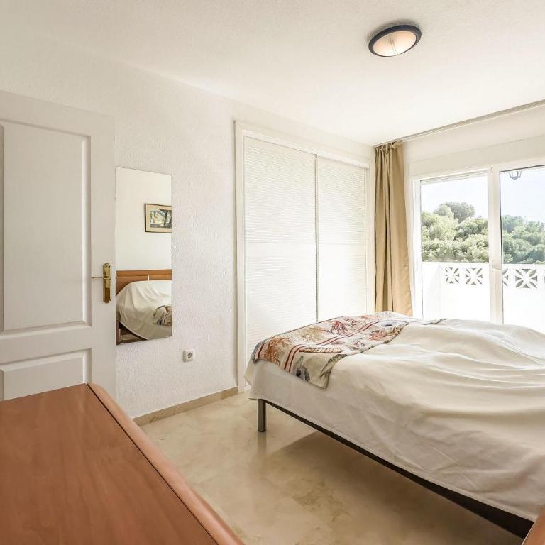Stunning Apartment In Benalmádena - Apartamento de 2 dormitorios - 20