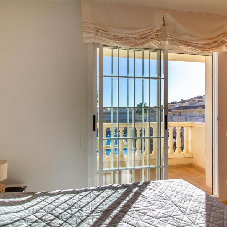 Beautiful Apartment In Santa Pola - Apartamento de 2 dormitorios - 22