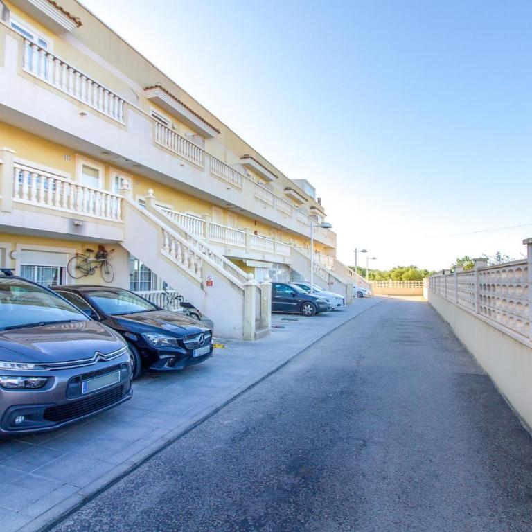 Beautiful Apartment In Santa Pola - Apartamento de 2 dormitorios - 16