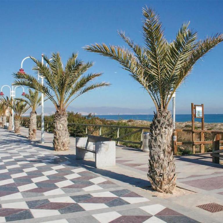Beautiful Apartment In Santa Pola - Apartamento de 2 dormitorios - 30