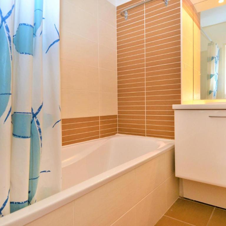 Stunning Home In Aigues-Mortes With Wifi - Two-Bedroom Holiday Home - 18