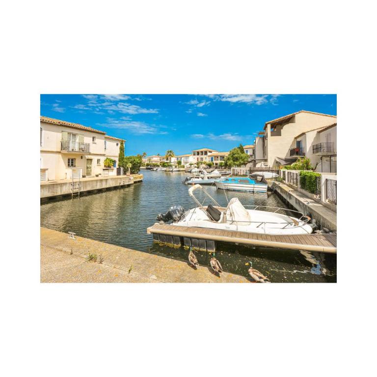 Stunning Home In Aigues-Mortes With Wifi - Two-Bedroom Holiday Home - 25